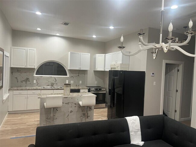 Foto del edificio - 3209 Ennis St
