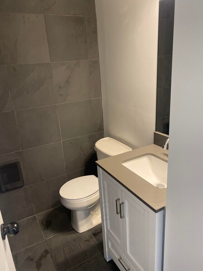 Foto del edificio - 1310 Michigan Blvd