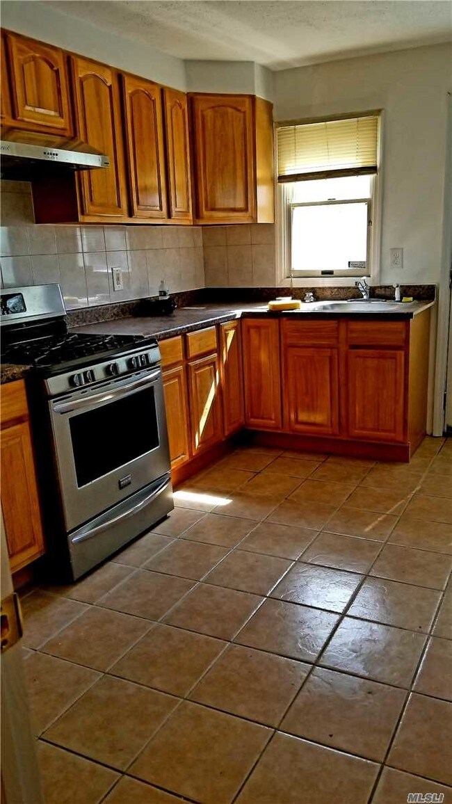 Foto del edificio - 89 N 16th St