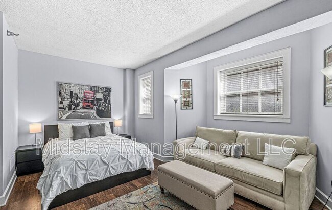 Foto del edificio - 230 E 9th St