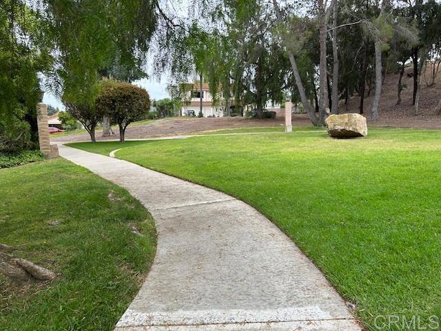 Building Photo - 1700 Lindsley Park Dr