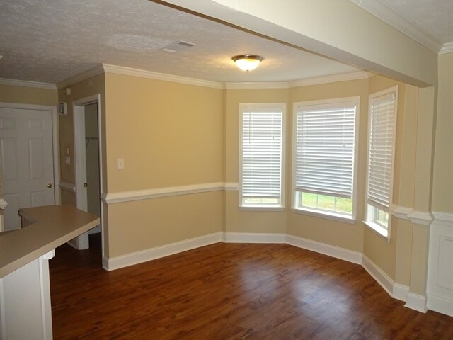 Foto del edificio - 5959 River Oaks Drive