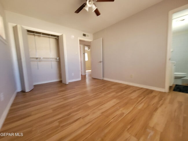 Foto del edificio - 7213 Alto Rey Ave