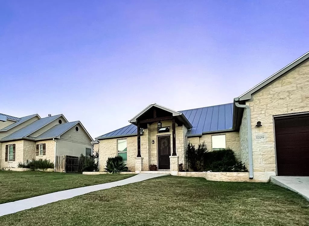 1209 Kyle Ln, Fredericksburg, TX 78624 House Rental in Fredericksburg