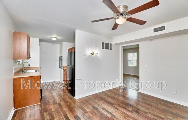 Foto del edificio - 6681 Chesapeake Dr