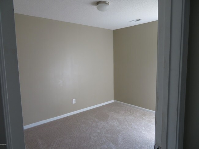 Building Photo - 508 Mattocks Ave