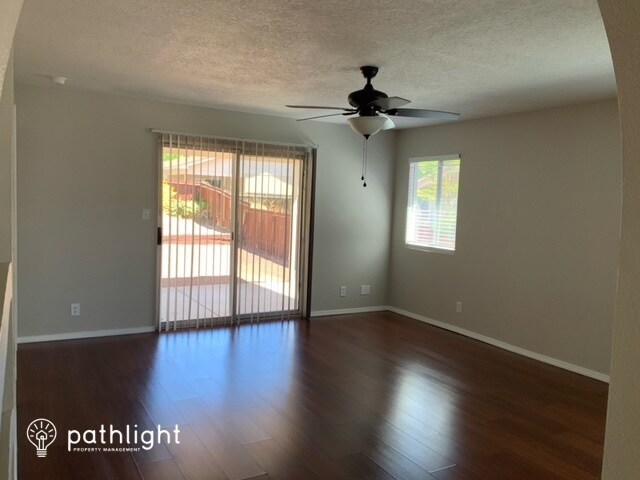 Foto del edificio - 601 Sedona Meadows Dr NE