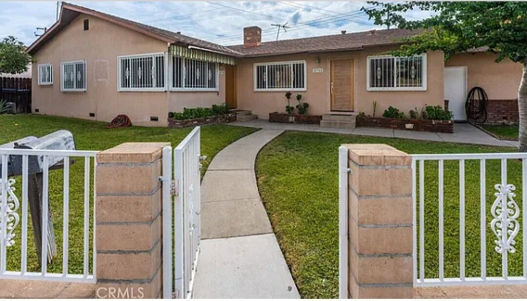 Primary Photo - 12760 Dalewood St