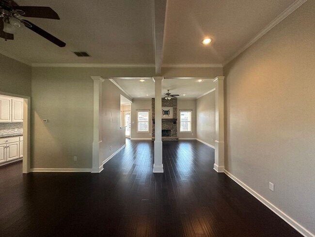 Foto del edificio - Stunning 4 Bed 3 Bath Home in WHISD!