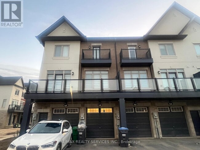 Photo du bâtiment - 4 Joseph Halbert Pl