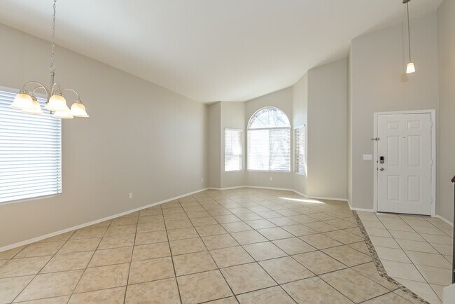 Building Photo - 9709 E Paseo Del Tornasol
