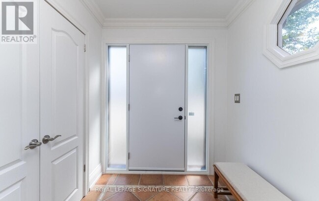 Building Photo - 174 Woburn Ave