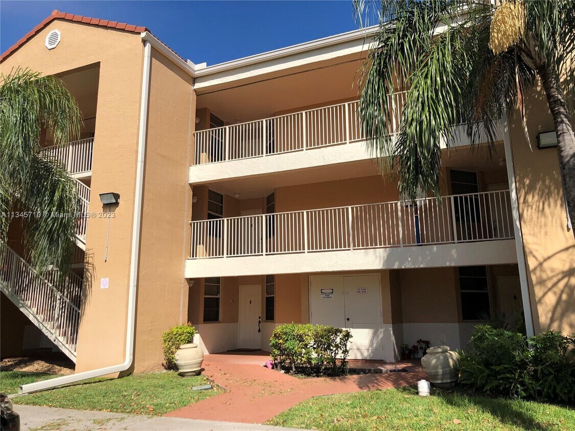 8266 NW 24th St Unit 8266, Coral Springs, FL 33065 Condo for Rent in