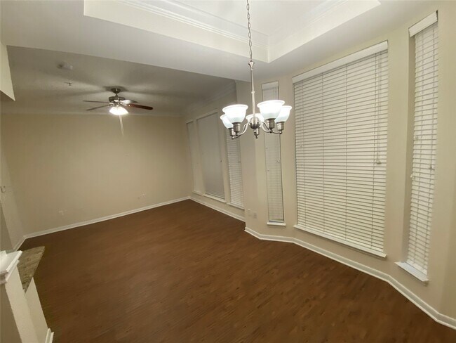 Foto del edificio - 1901 Post Oak Park Dr