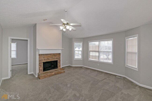 Foto del edificio - 220 River Walk