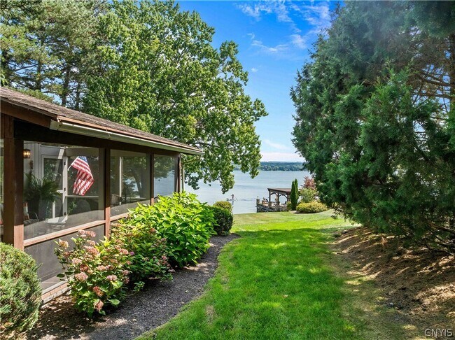 Foto del edificio - 3078 W Lake Rd