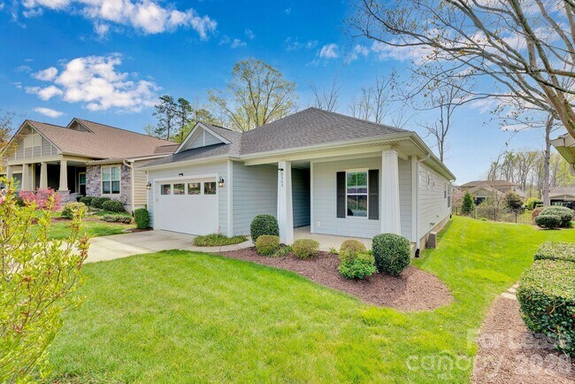 Foto del edificio - 5563 Elk Knob Ct