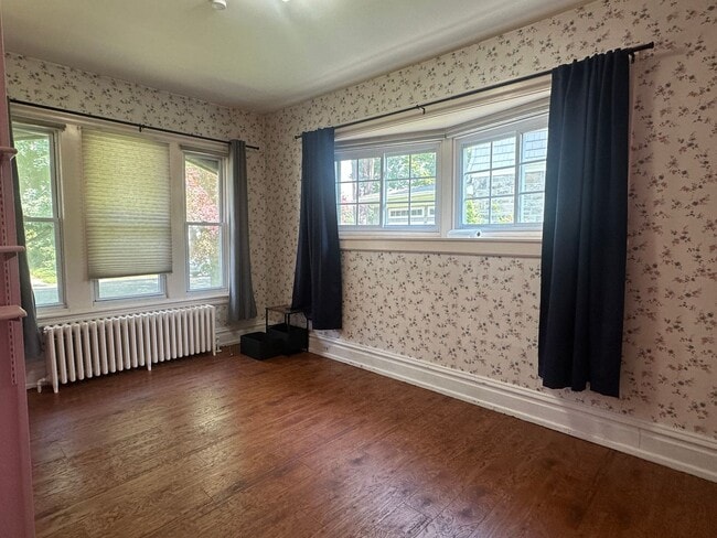 Building Photo - 416 N Swarthmore Ave