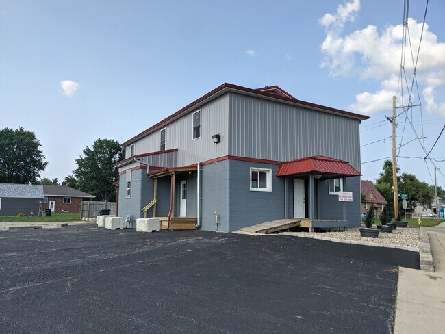 Building Photo - 2480 Washington Rd
