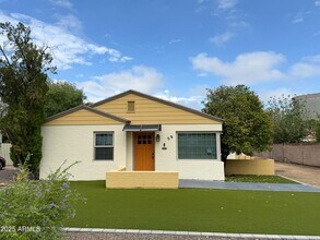 Building Photo - 58 W Encanto Blvd