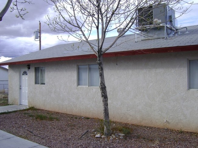 Foto del edificio - 1090 S Quartzite Ave