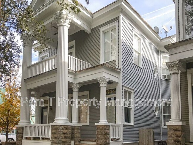 Foto del edificio - 2202 Bull St
