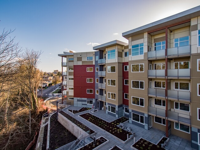 Building Photo - 20 Barsby Ave