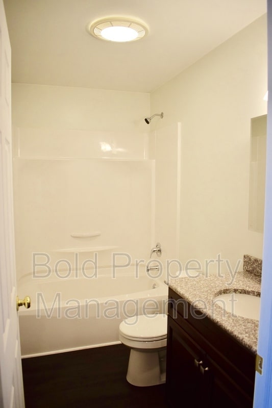 Building Photo - 8490 Lancaster Ave