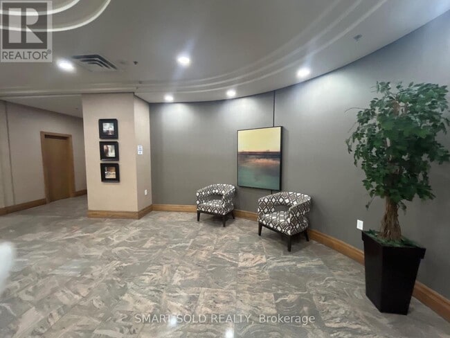 Photo du bâtiment - 5508 Yonge St