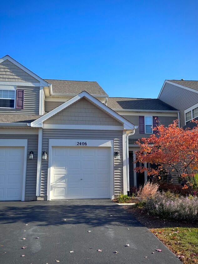 Foto principal - 2406 Sheehan Dr