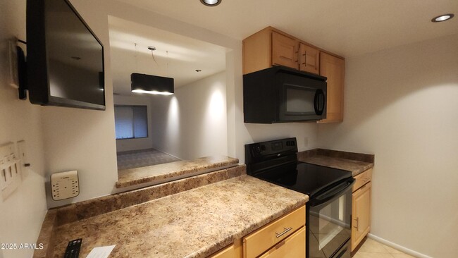 Building Photo - 4701 N 68th St