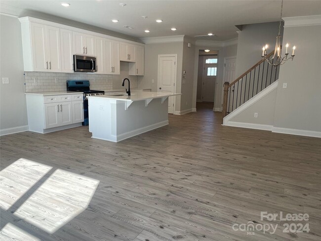 Building Photo - 3929 Rothwood Ln