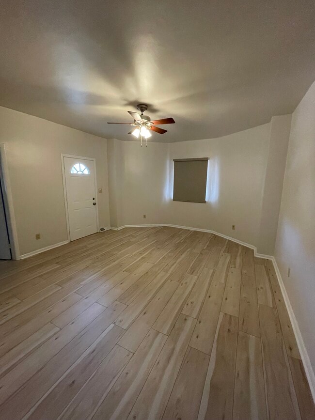 Living Room - 1115 Pennsylvania Ave