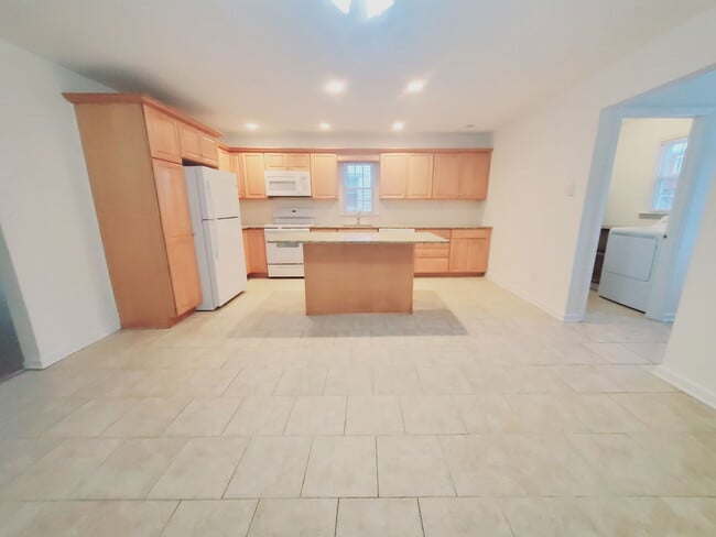 Photo - 94 Harbor Dr House