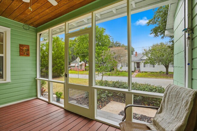 Building Photo - 1602 Felch Ave