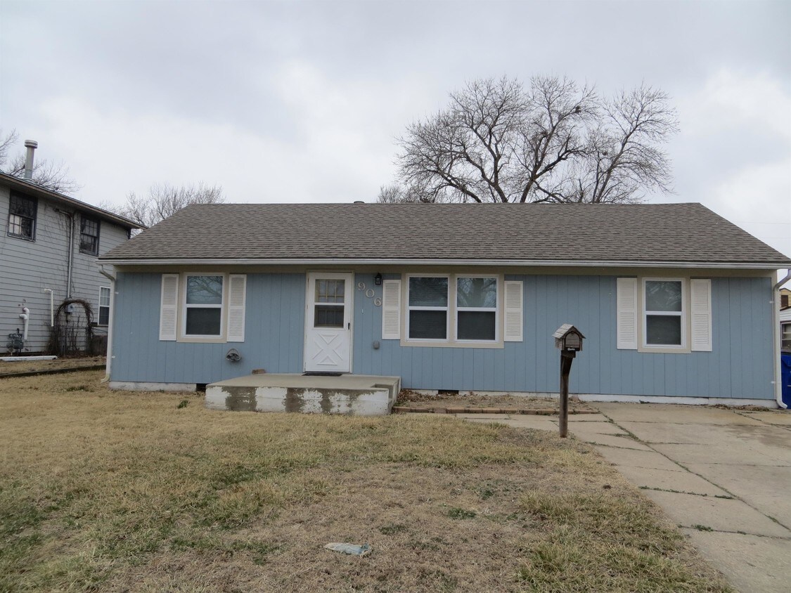 906 Northwest Ave, Junction City, KS 66441 House Rental in Junction