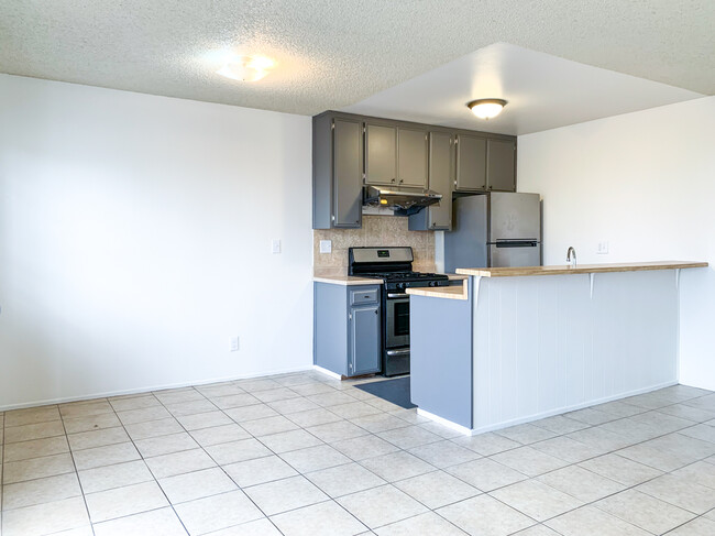 Building Photo - 450 Coronado Ter