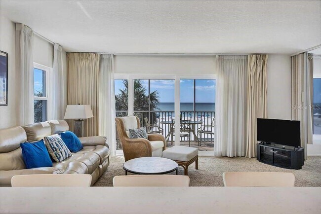 Foto del edificio - 6154 Midnight Pass Rd