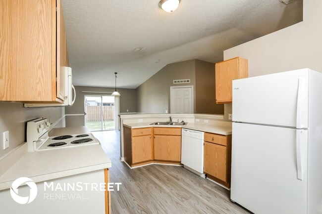 Building Photo - 977 Vanderbilt Dr