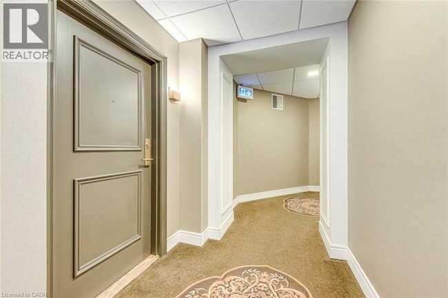 Building Photo - 399 Elizabeth St