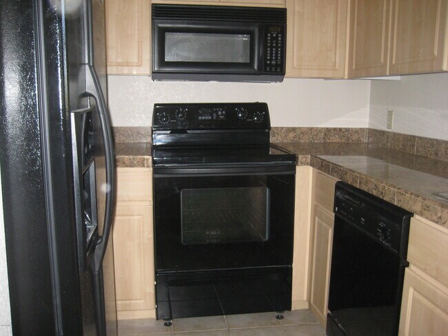 Building Photo - 5104 N 32nd St