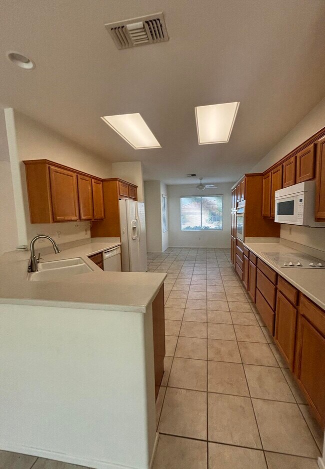 Building Photo - 78254 Grape Arbor Ave