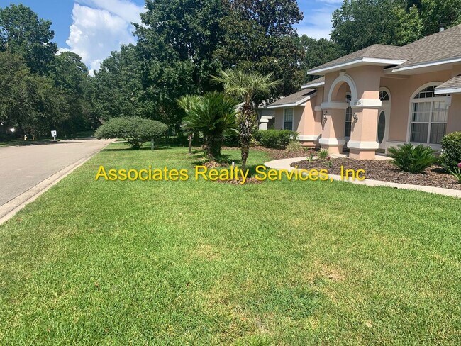 Foto del edificio - 10335 NW 13th Ln