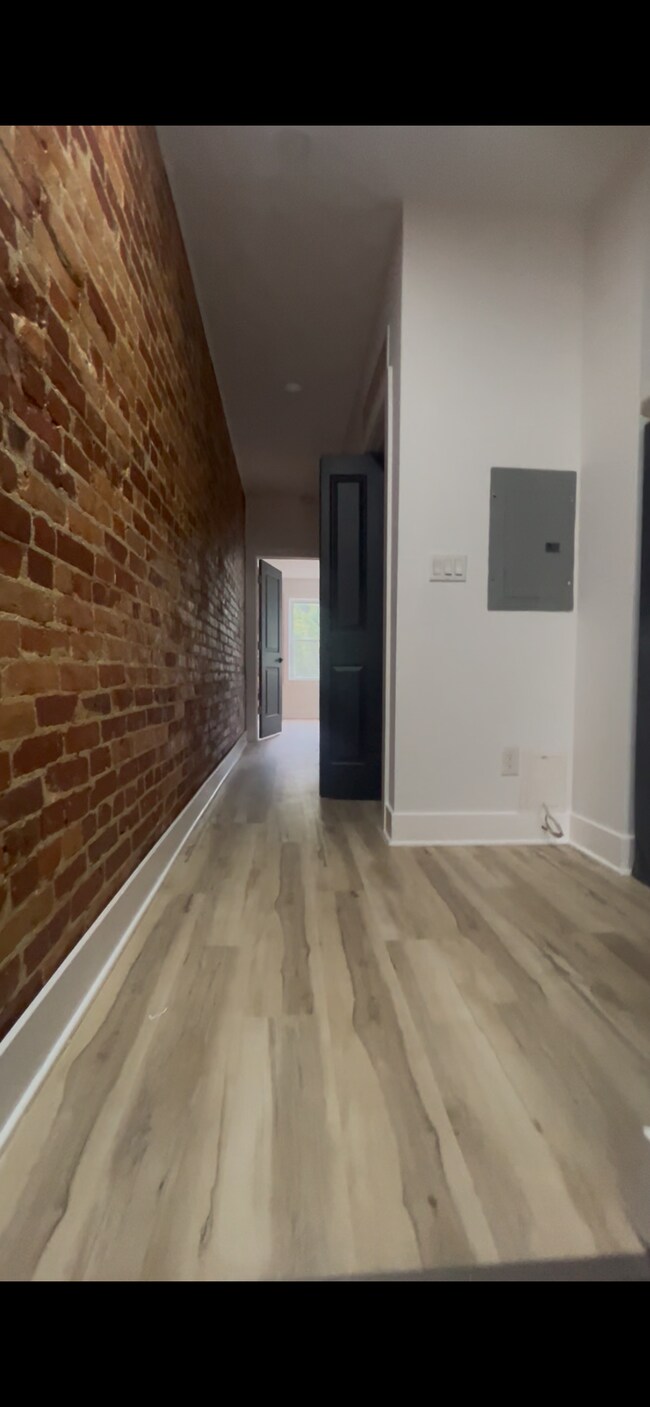 Building Photo - 3542 N Marvine St