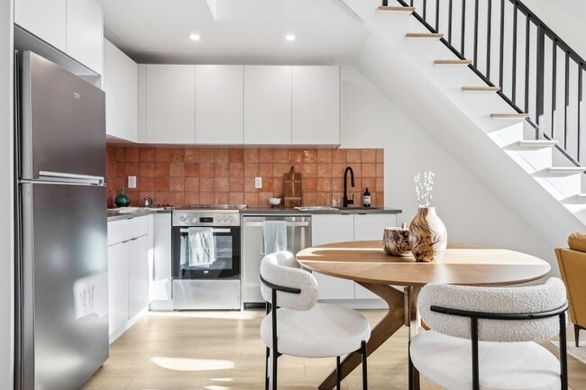 Photo - 328 Pacific Ave Apartment