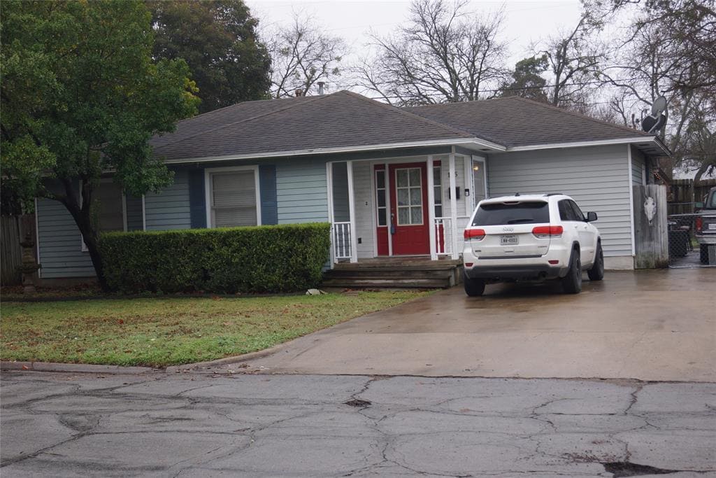115 Breezeway St, Waxahachie, TX 75165 House for Rent in Waxahachie