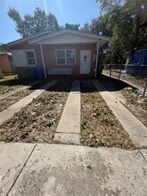 Building Photo - 920 NW 55th Ter