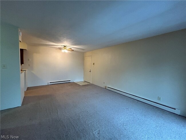 Foto del edificio - 200 Fernwood Rd