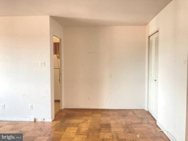 Building Photo - 1601 18th St NW