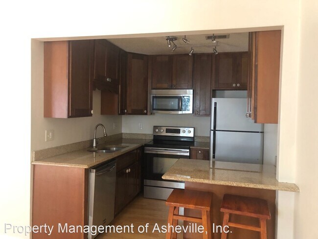 Foto del edificio - 3 br, 2 bath House - 35 Wildwood Ave